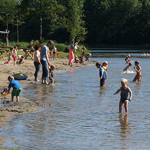 De_Vrijetijdkrant_buitenbaden_en_zwemplassen_Betuwe_Recreatieplas_Lingebos