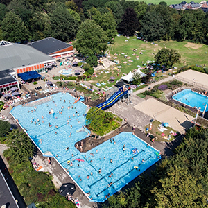 De_Vrijetijdkrant_buitenbaden_en_zwemplassen_Steden-Driehoek_zwembad_De_Schaeck_in_Twello