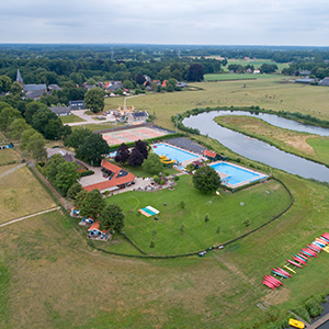 De_Vrijetijdkrant_buitenbaden_en_zwemplassen_Steden-Driehoek_zwembad_en_kanocentrum_de_Berkel_in_Almen